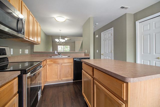 39459 Springwater Drive, Northville Twp, MI 48168