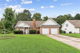 11203 Knotty Pine Place, Hampton, GA 30228