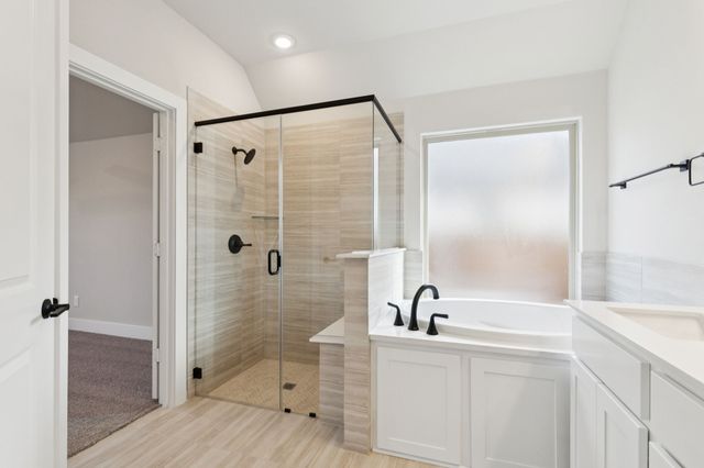 515 Blackwater Trail, Waxahachie, TX 75165