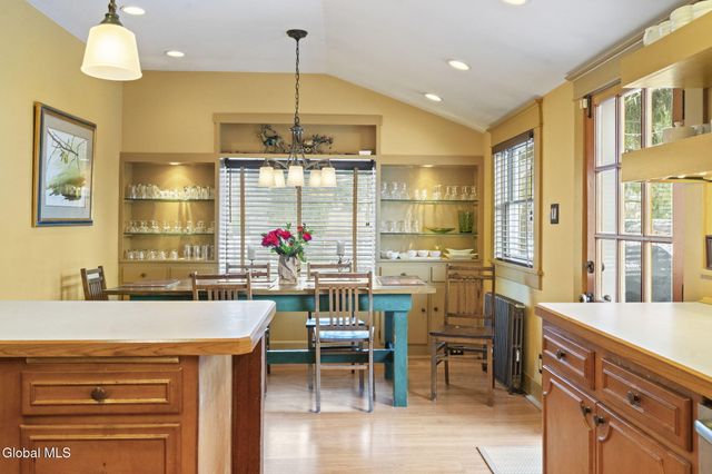 1306 Union Street, Schenectady, NY 12308