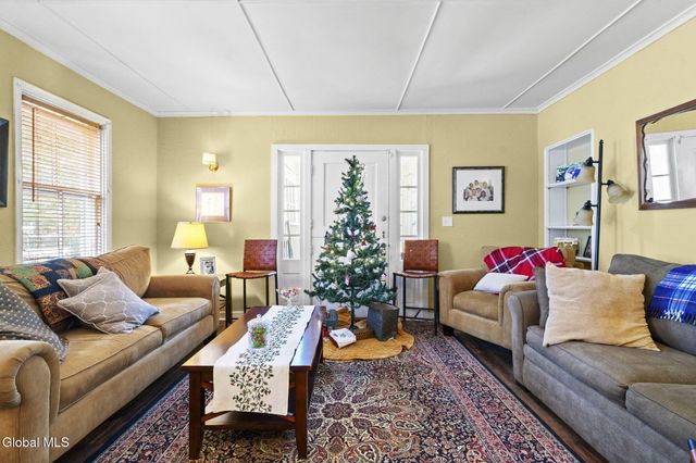 1306 Union Street, Schenectady, NY 12308