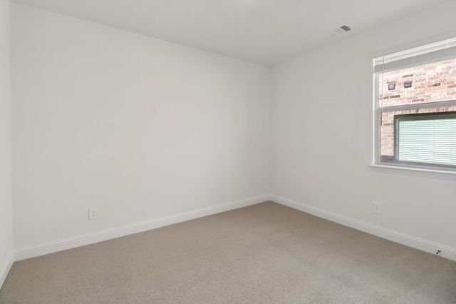 2509 Flatiron Drive, Corinth, TX 76210