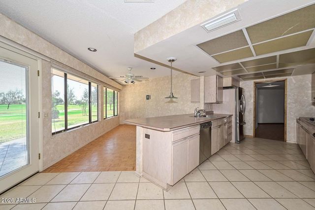 12842 W BALLAD Drive, Sun City West, AZ 85375