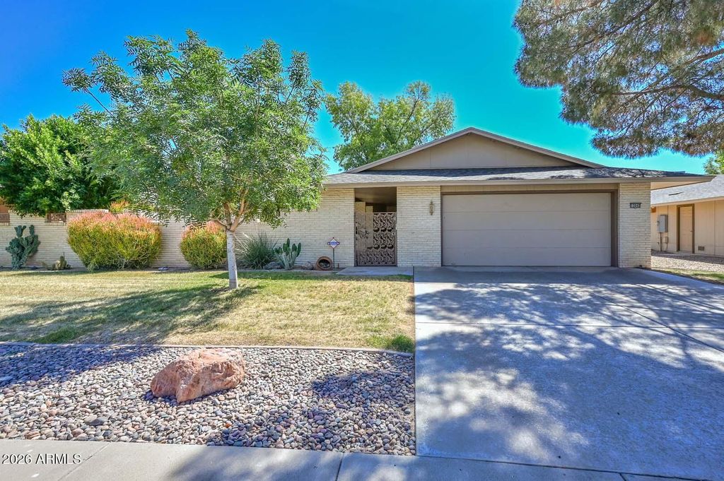 12842 W BALLAD Drive, Sun City West, AZ 85375
