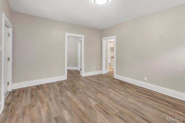 2424 Gothland Avenue, Overland, MO 63114