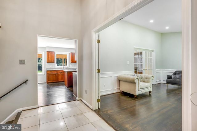 931 WELHAM GREEN RD, Great Falls, VA 22066