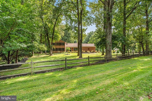 931 WELHAM GREEN RD, Great Falls, VA 22066