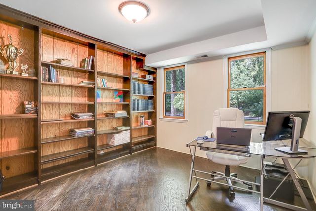 931 WELHAM GREEN RD, Great Falls, VA 22066