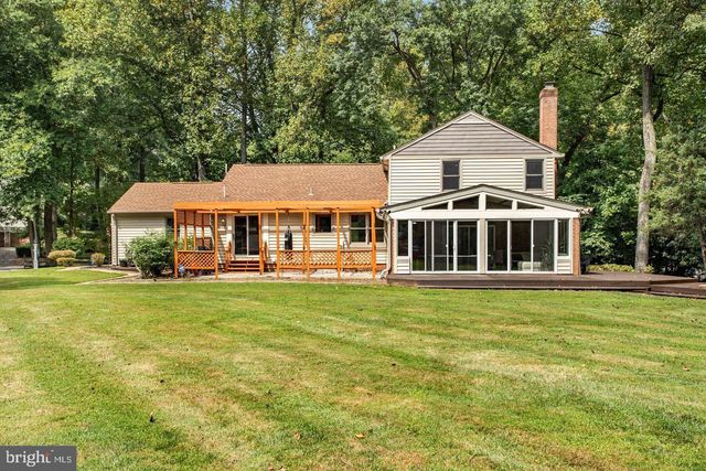 931 WELHAM GREEN RD, Great Falls, VA 22066