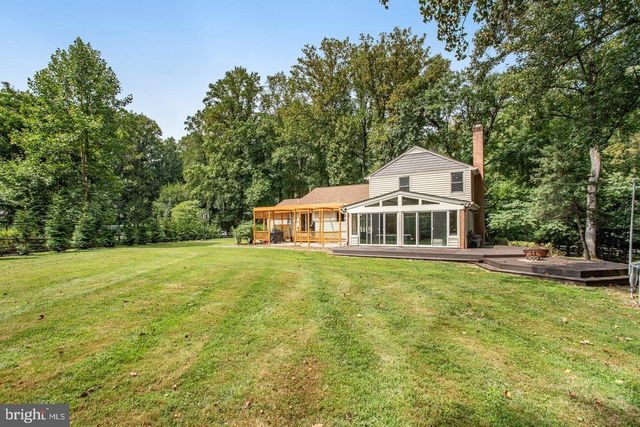 931 WELHAM GREEN RD, Great Falls, VA 22066