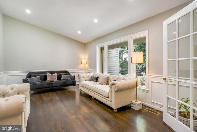 931 WELHAM GREEN RD, Great Falls, VA 22066