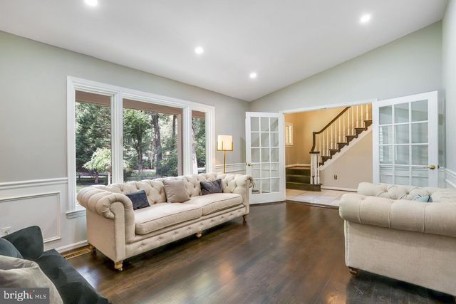 931 WELHAM GREEN RD, Great Falls, VA 22066