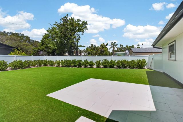 1714 INDIAN ROCKS ROAD, Belleair, FL 33756