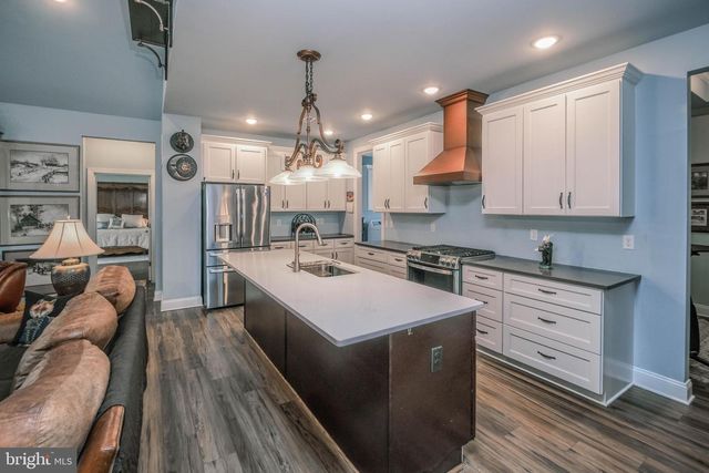 121 WINDROW CT, Winchester, VA 22602