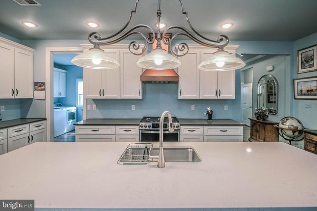 121 WINDROW CT, Winchester, VA 22602