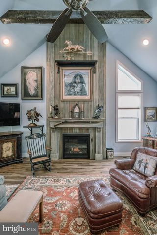 121 WINDROW CT, Winchester, VA 22602