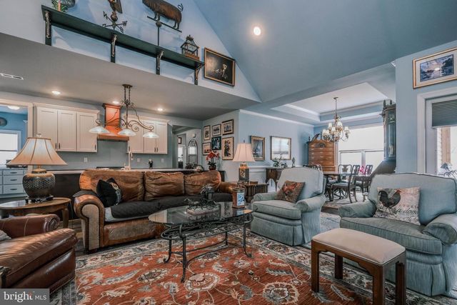 121 WINDROW CT, Winchester, VA 22602