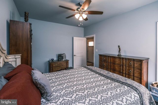 121 WINDROW CT, Winchester, VA 22602