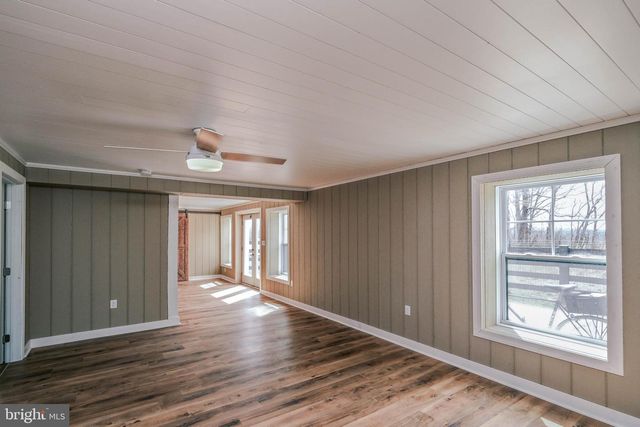 121 WINDROW CT, Winchester, VA 22602