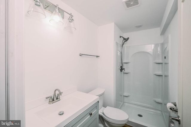 121 WINDROW CT, Winchester, VA 22602