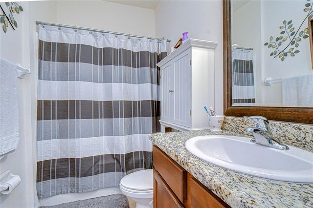 6252 TWIN BRIDGES DRIVE, Zephyrhills, FL 33541