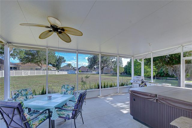 6252 TWIN BRIDGES DRIVE, Zephyrhills, FL 33541