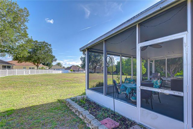 6252 TWIN BRIDGES DRIVE, Zephyrhills, FL 33541