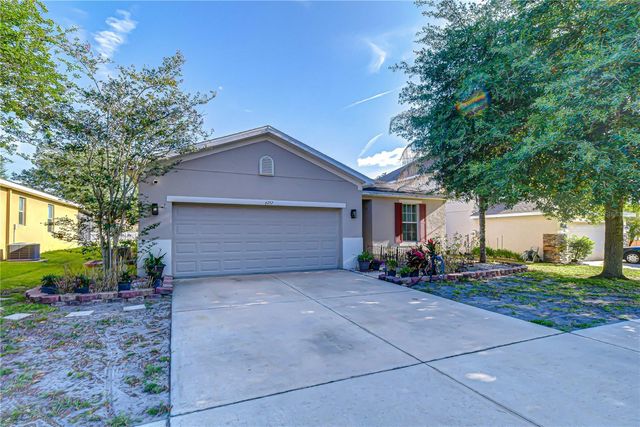 6252 TWIN BRIDGES DRIVE, Zephyrhills, FL 33541