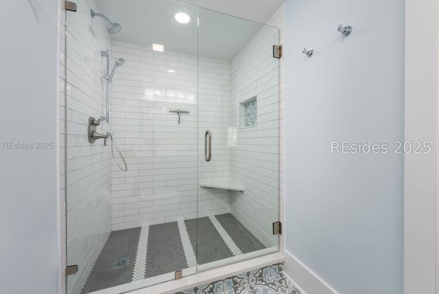 10 S Forest Beach Dr Apt 307, Hilton Head Island, SC 29928