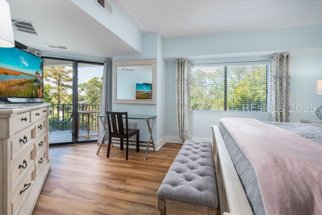 10 S Forest Beach Dr Apt 307, Hilton Head Island, SC 29928