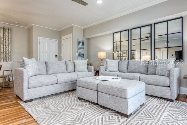 10 S Forest Beach Dr Apt 307, Hilton Head Island, SC 29928