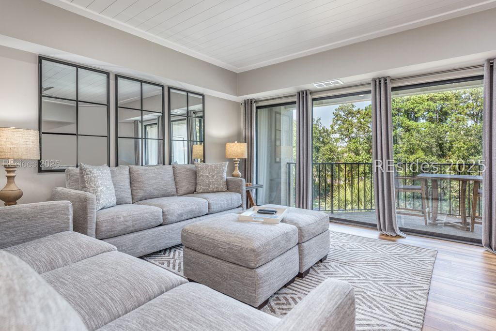 10 S Forest Beach Dr Apt 307, Hilton Head Island, SC 29928