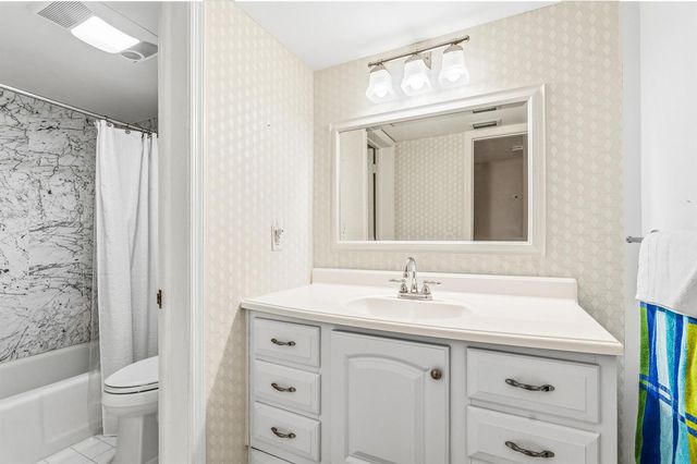 2741 Ocean Drive 31d, Vero Beach, FL 32963