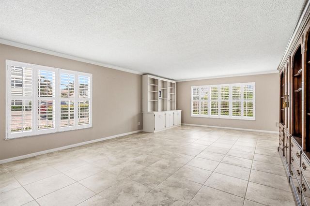 2741 Ocean Drive 31d, Vero Beach, FL 32963