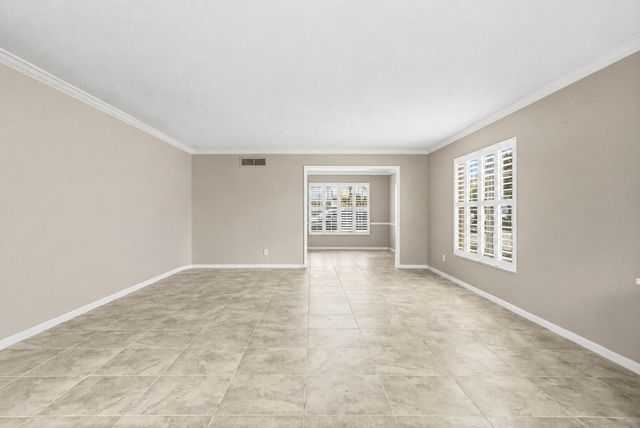 2741 Ocean Drive 31d, Vero Beach, FL 32963