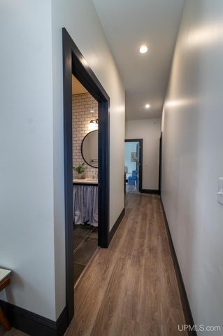 311 S Lakeshore Boulevard 3, Marquette, MI 49855