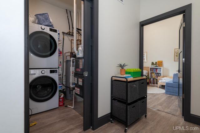 311 S Lakeshore Boulevard 3, Marquette, MI 49855