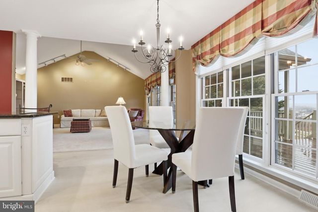 70 PISTON CT, Stewartstown, PA 17363