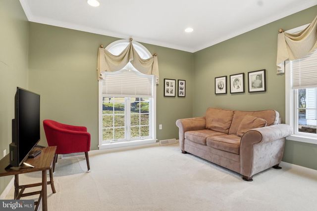 70 PISTON CT, Stewartstown, PA 17363