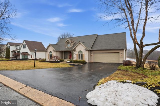 70 PISTON CT, Stewartstown, PA 17363