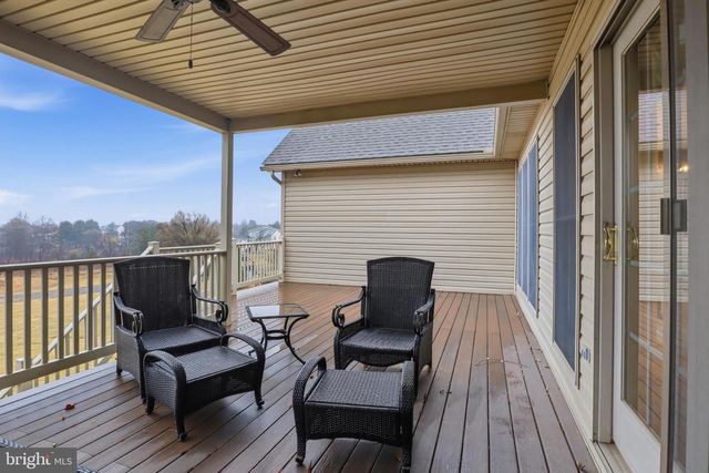 70 PISTON CT, Stewartstown, PA 17363