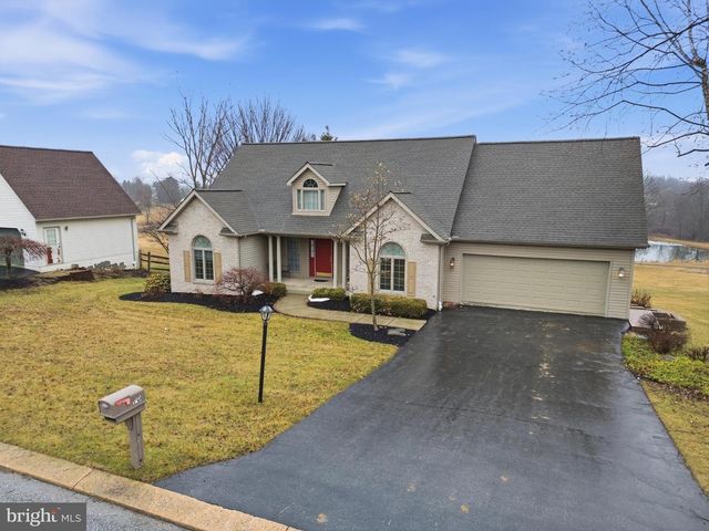 70 PISTON CT, Stewartstown, PA 17363