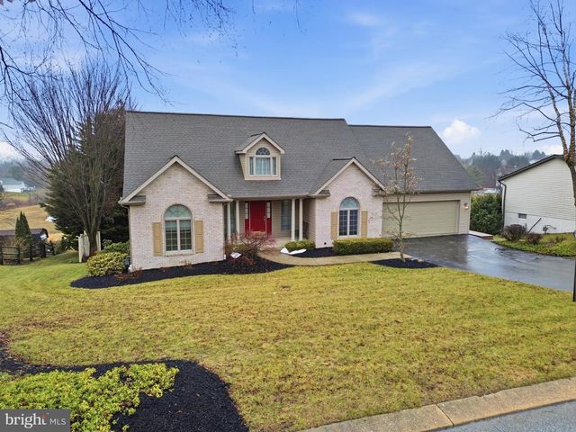 70 PISTON CT, Stewartstown, PA 17363