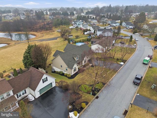 70 PISTON CT, Stewartstown, PA 17363