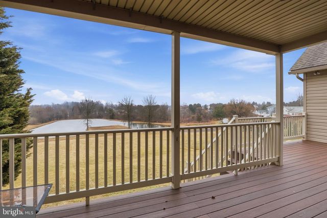 70 PISTON CT, Stewartstown, PA 17363