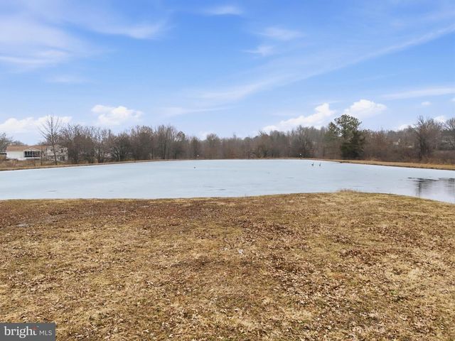 70 PISTON CT, Stewartstown, PA 17363