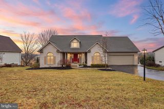 70 PISTON CT, Stewartstown, PA 17363