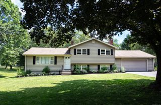 7 Derenthal Drive, Madison, CT 06443