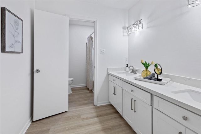 4725 E Quail Hollow Drive, Lake Charles, LA 70605