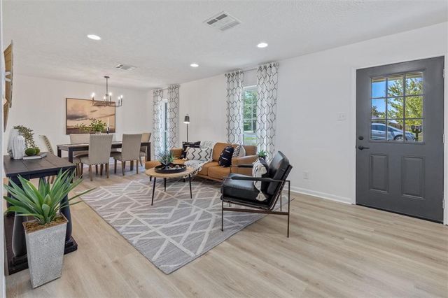 4725 E Quail Hollow Drive, Lake Charles, LA 70605